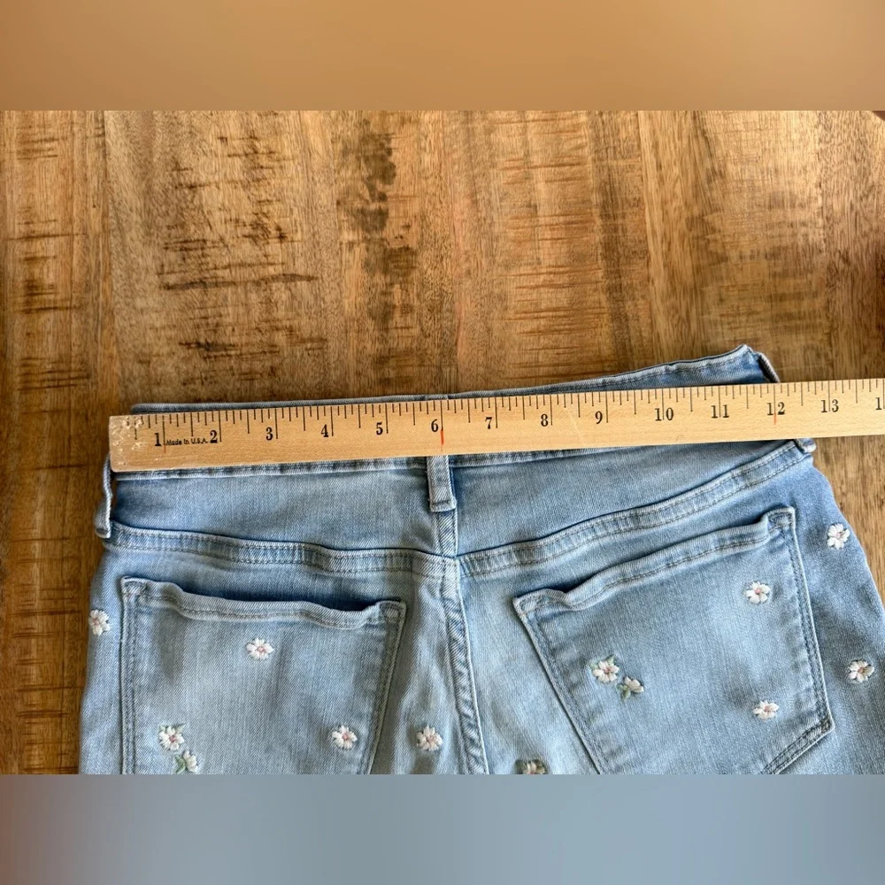 GAP Floral Embroidered Stretch Jegging Ankle Jeans Light Wash Size 16